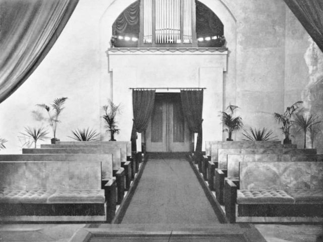 De Marius Poelzaal in het eerste crematorium van Nederland (1913)